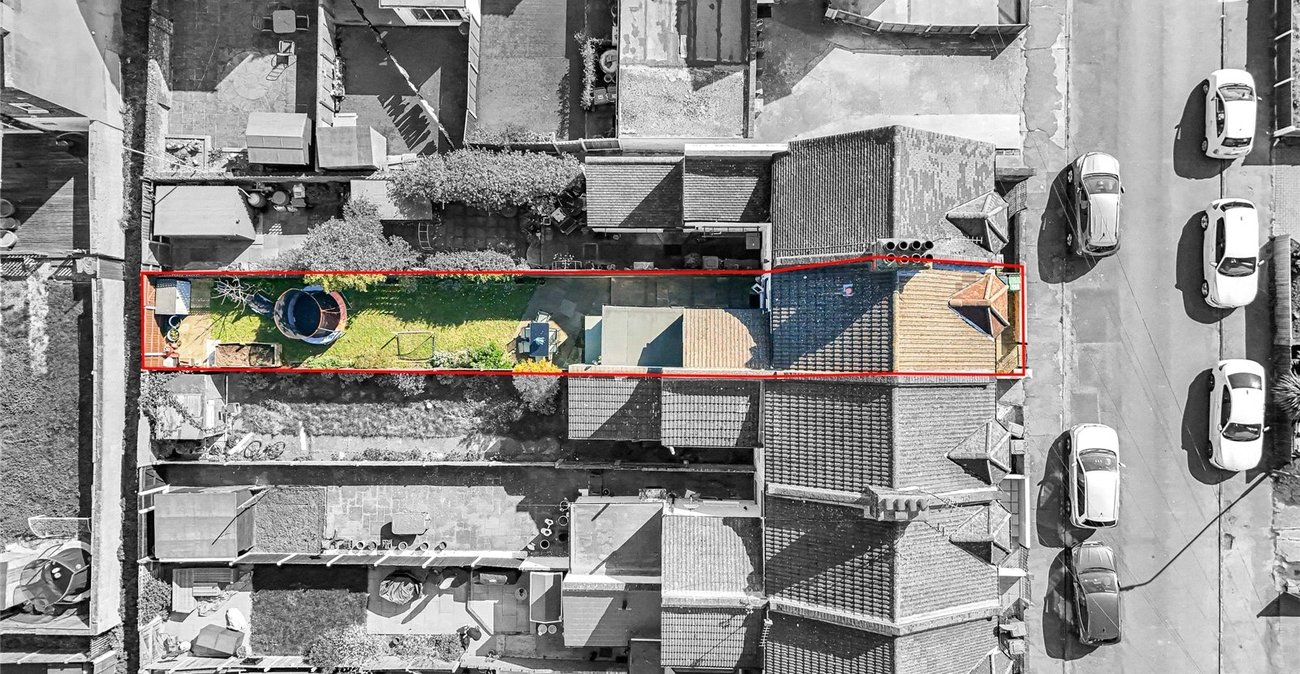 2 bedroom house for sale in Greenhithe | Robinson Jackson