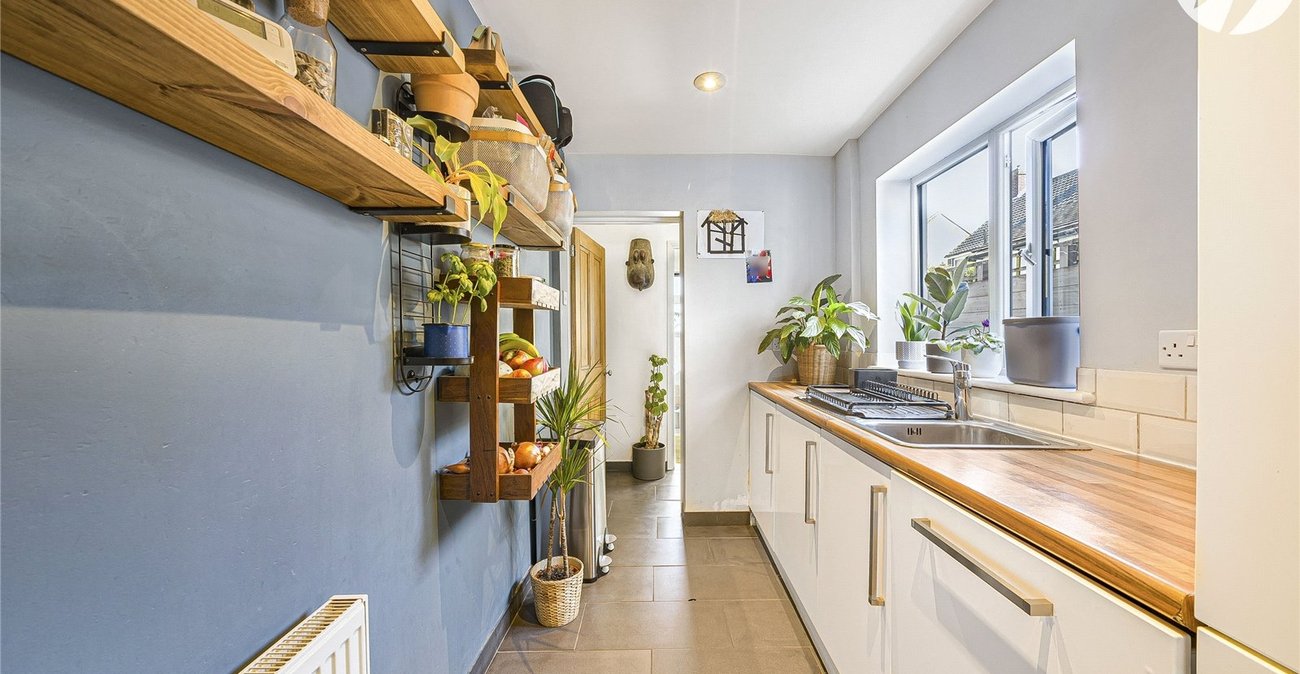 2 bedroom house for sale in Greenhithe | Robinson Jackson