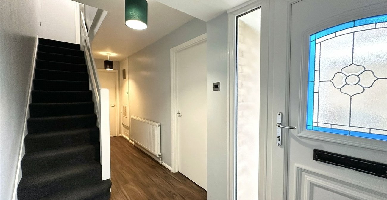 2 bedroom house for sale in Greenhithe | Robinson Jackson