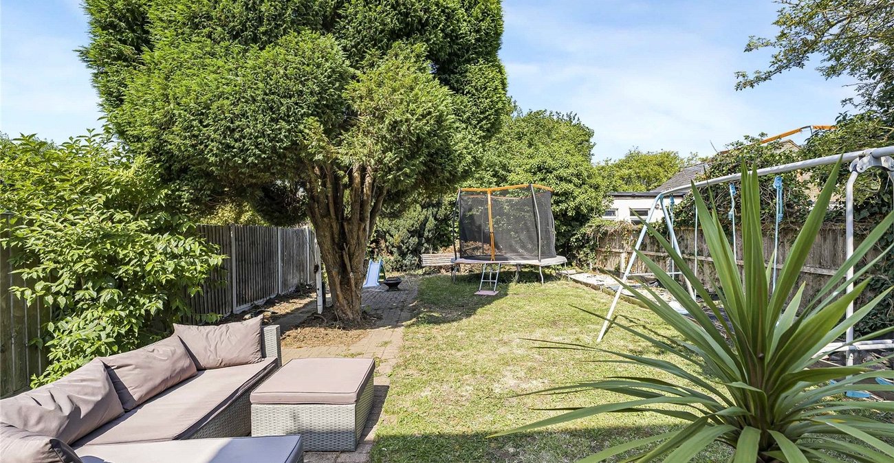 3 bedroom house for sale in Greenhithe | Robinson Jackson