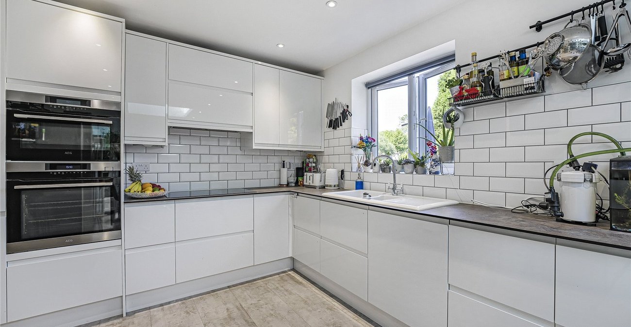 3 bedroom house for sale in Greenhithe | Robinson Jackson