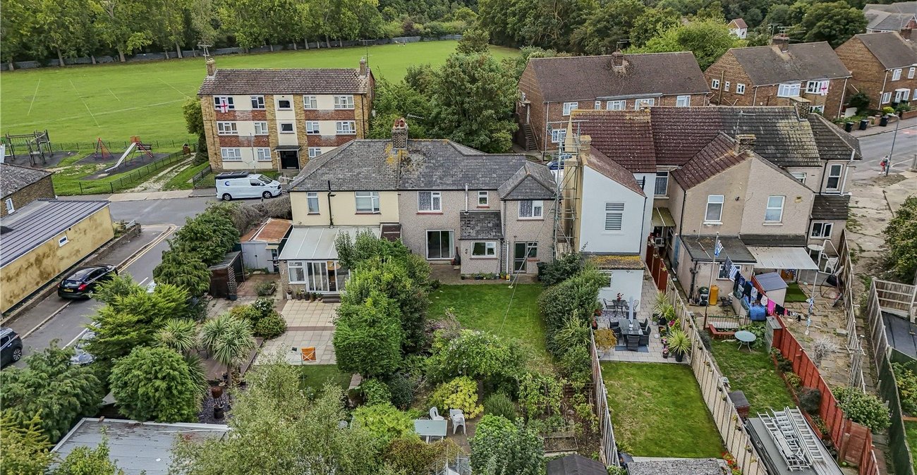 4 bedroom house for sale in Greenhithe | Robinson Jackson