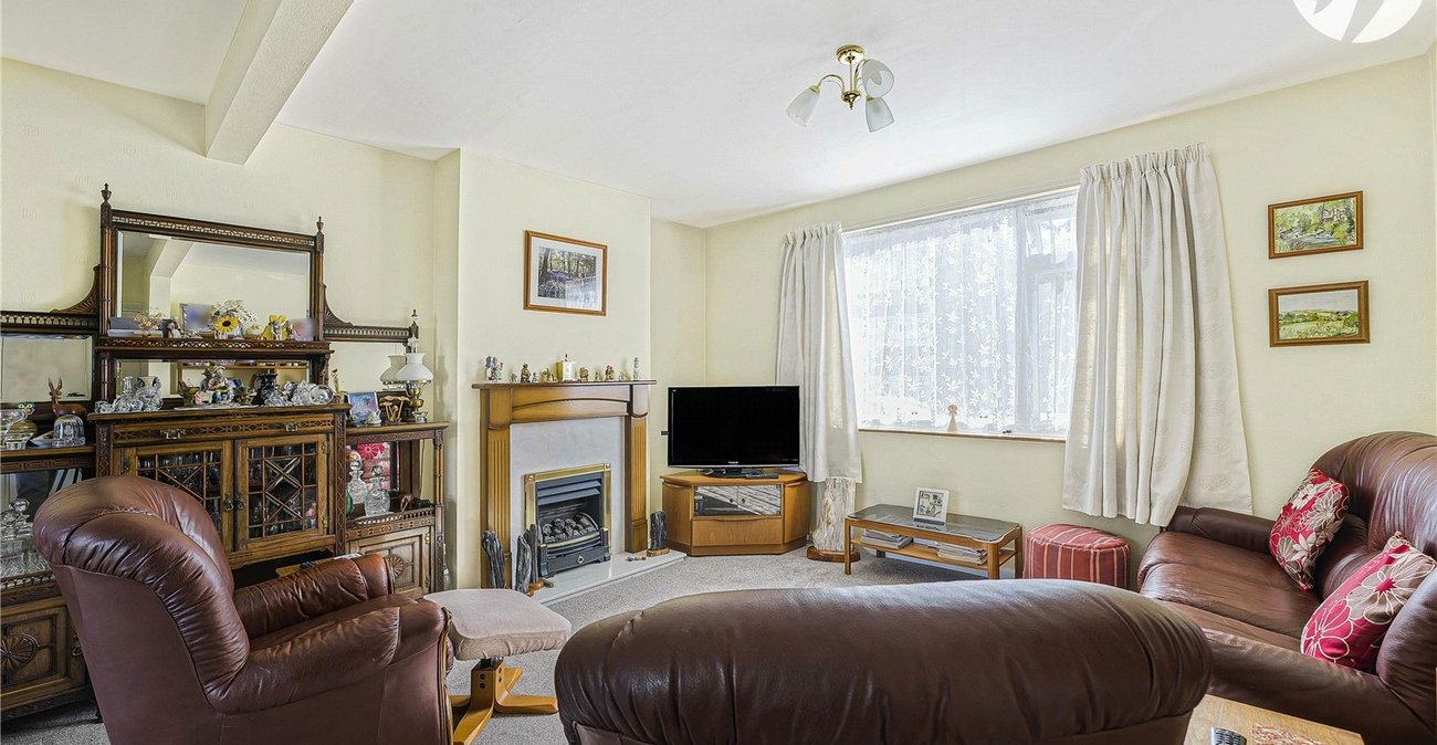 4 bedroom house for sale in Greenhithe | Robinson Jackson