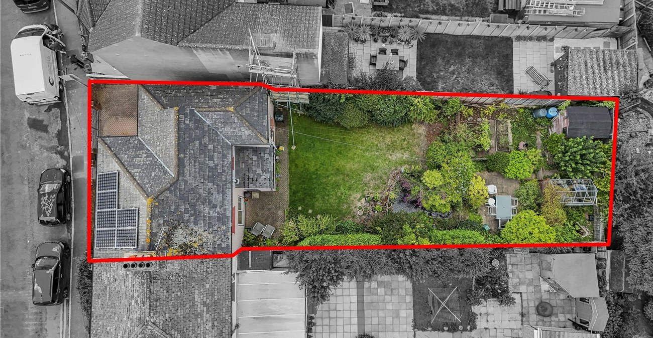 4 bedroom house for sale in Greenhithe | Robinson Jackson