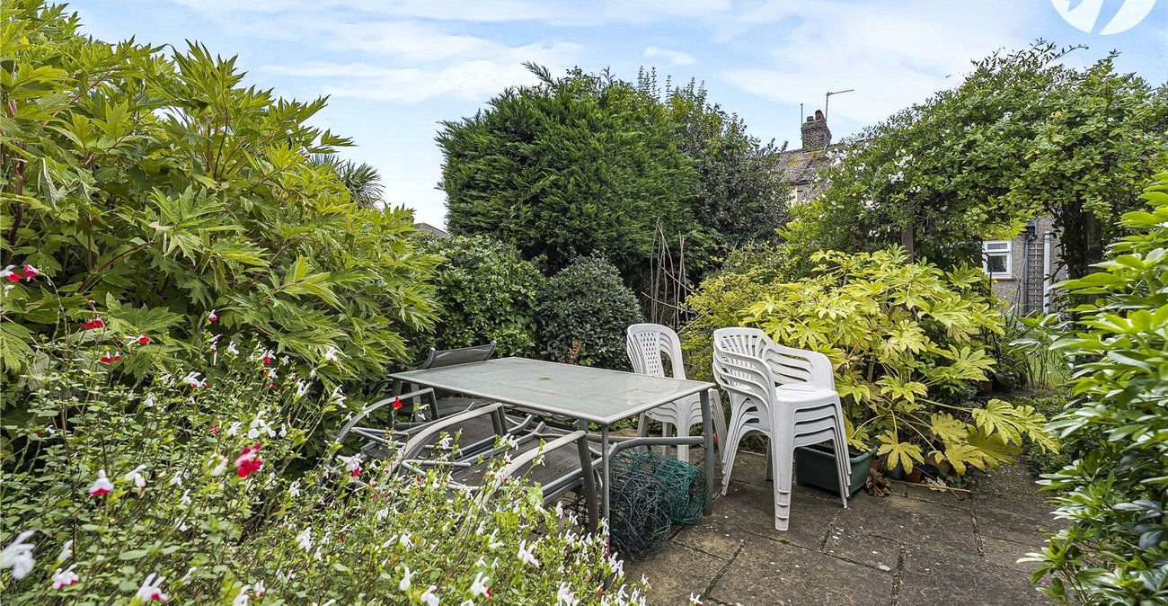 4 bedroom house for sale in Greenhithe | Robinson Jackson