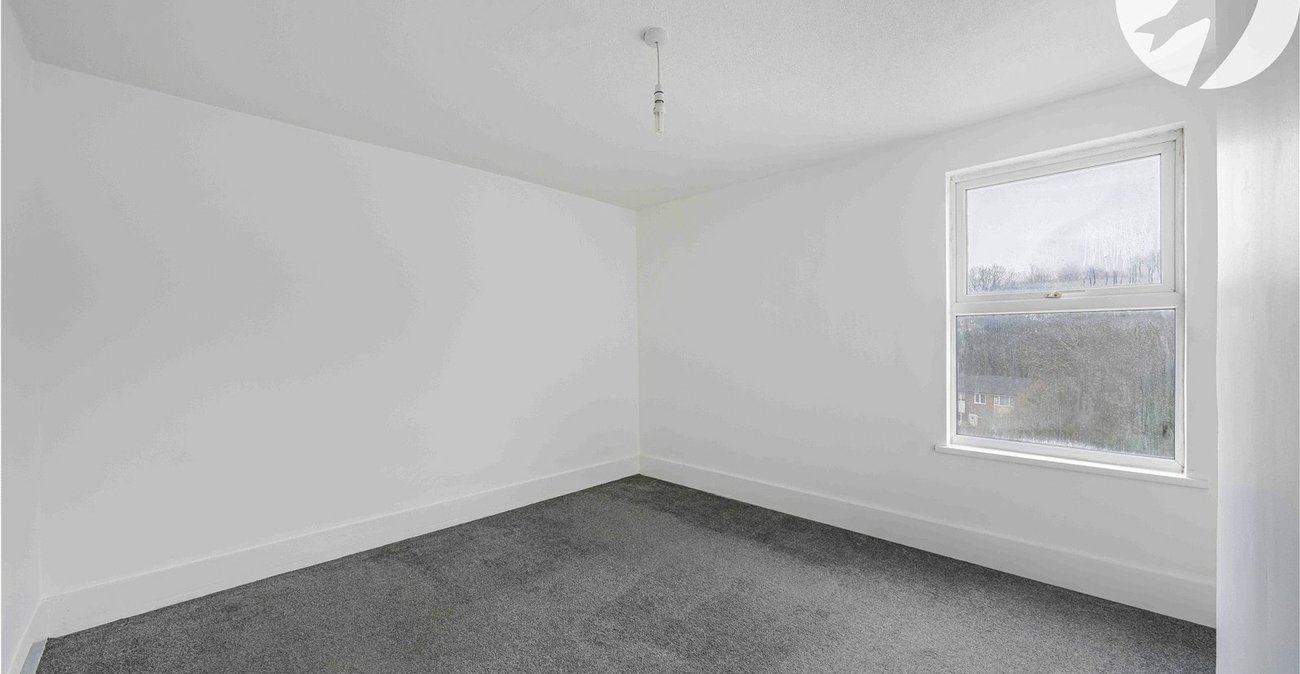 2 bedroom house for sale in Greenhithe | Robinson Jackson