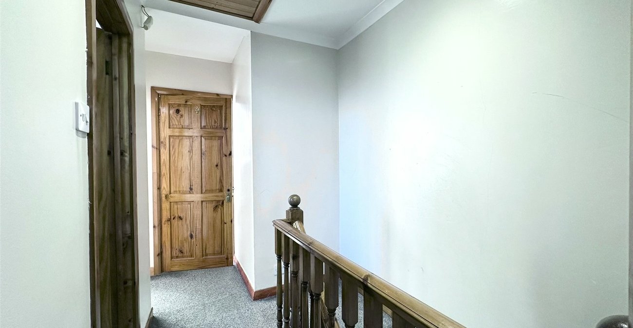 3 bedroom house for sale in Greenhithe | Robinson Jackson