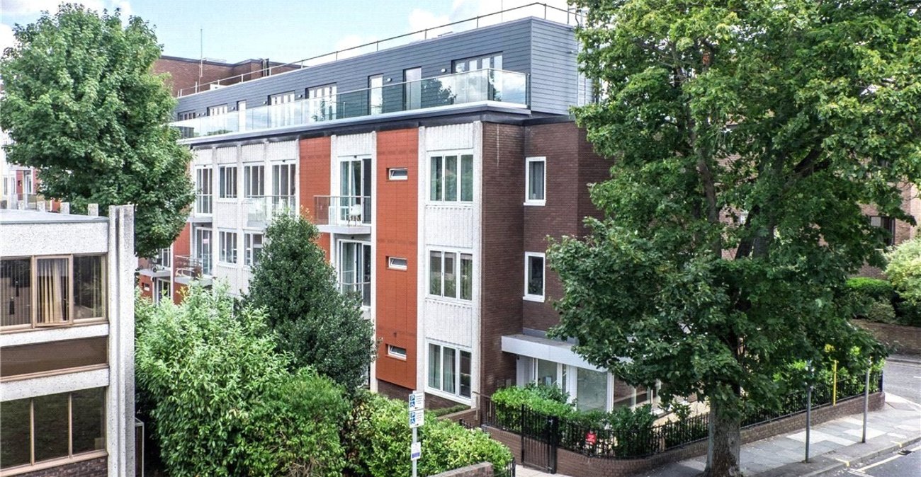 1 bedroom property for sale in Orpington | Robinson Jackson