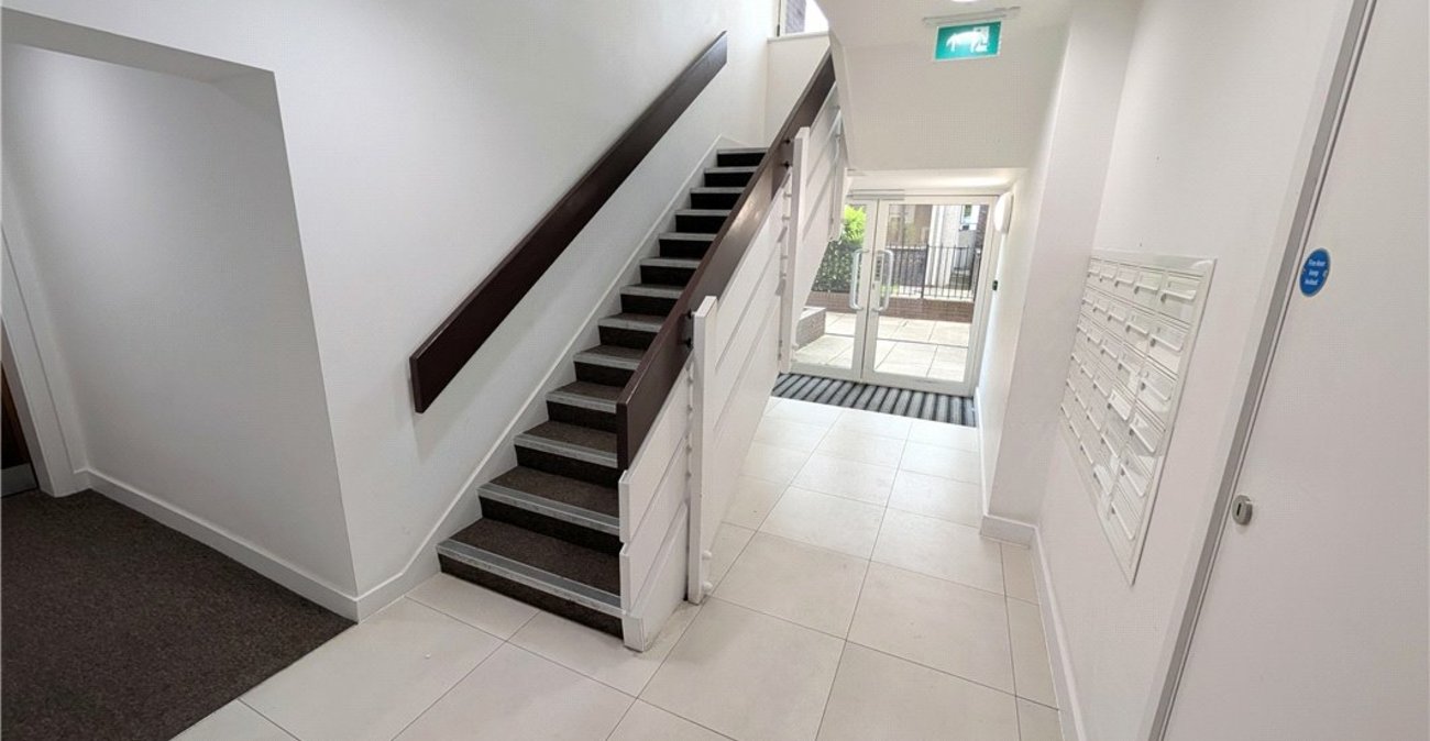 1 bedroom property for sale in Orpington | Robinson Jackson