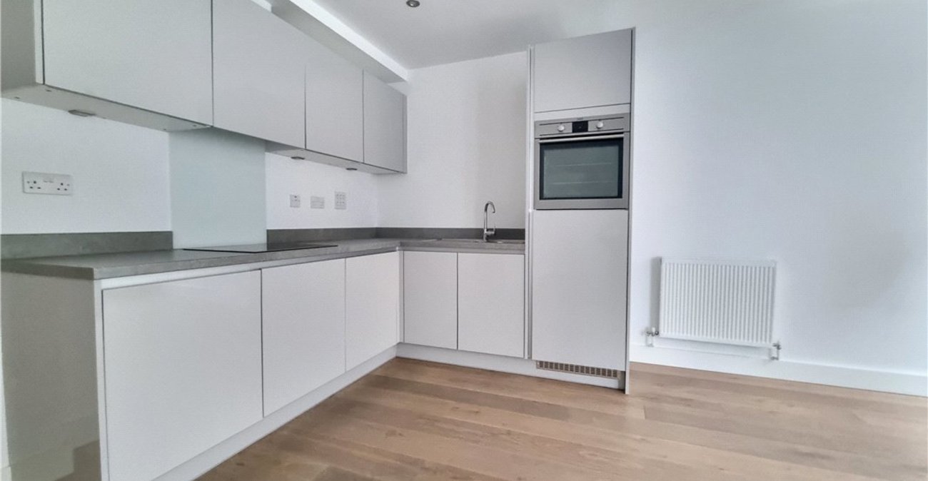 2 bedroom property for sale in Orpington | Robinson Jackson