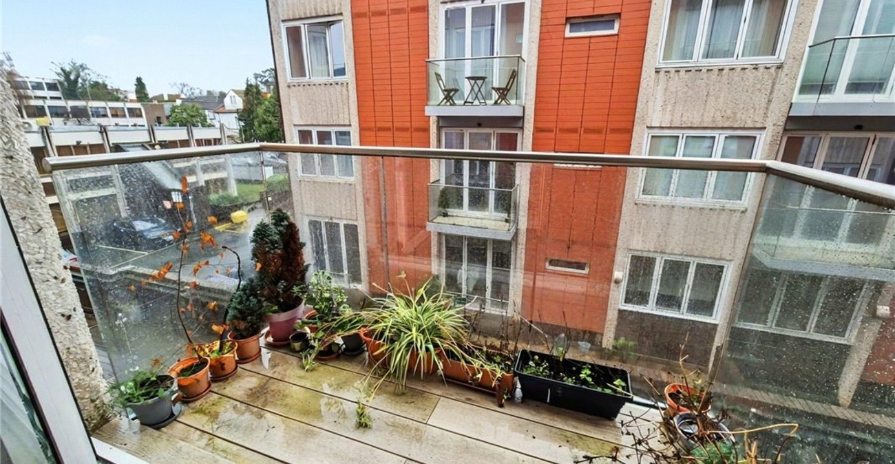 1 bedroom property for sale in Orpington | Robinson Jackson