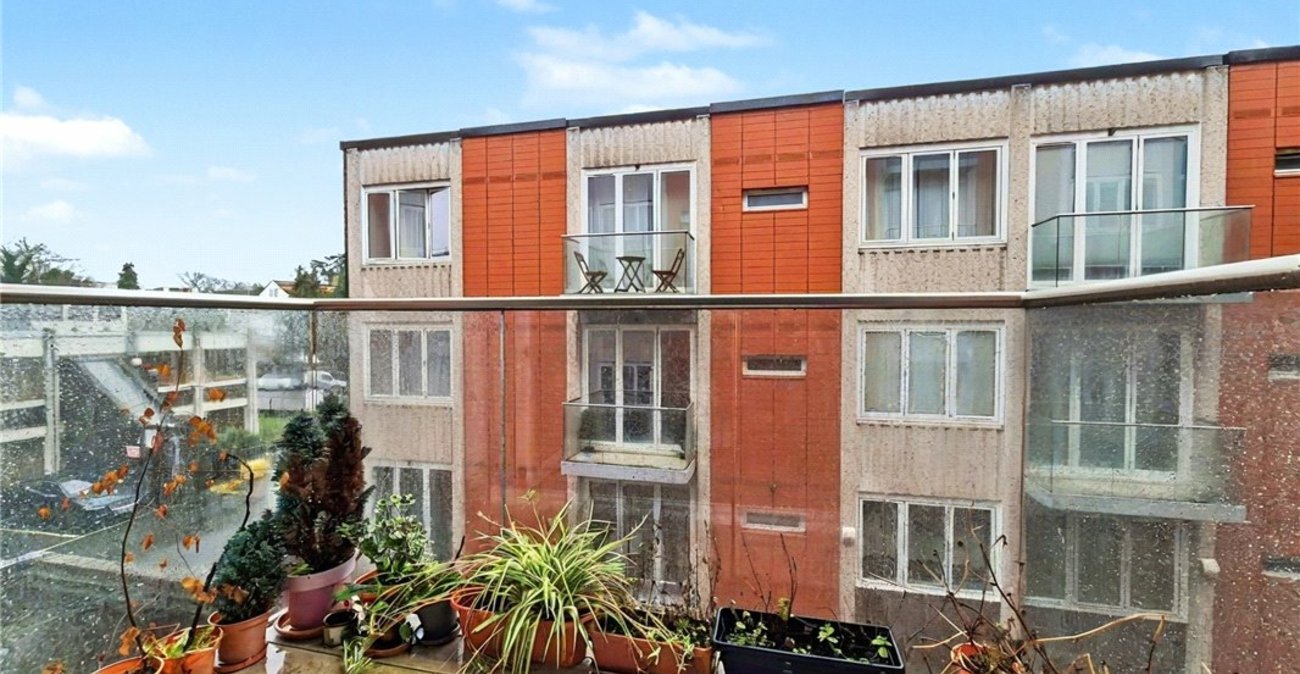 1 bedroom property for sale in Orpington | Robinson Jackson