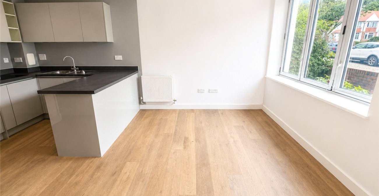 2 bedroom property for sale in Orpington | Robinson Jackson