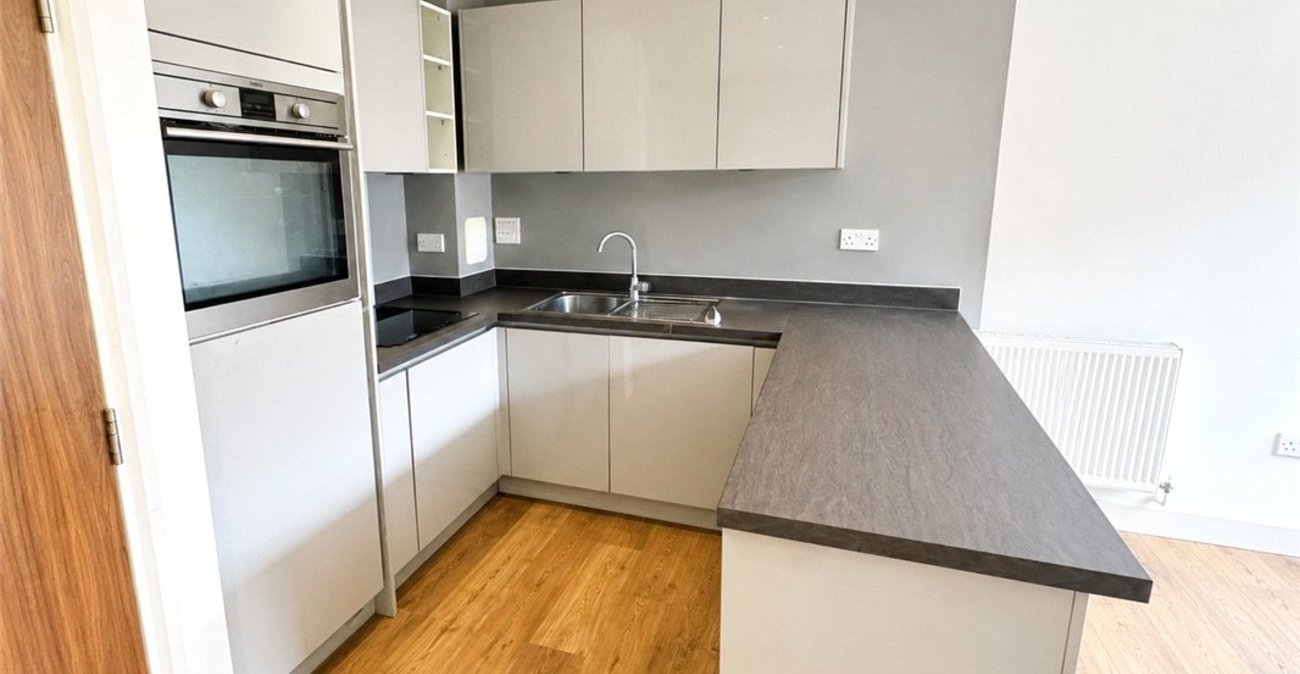 2 bedroom property for sale in Orpington | Robinson Jackson