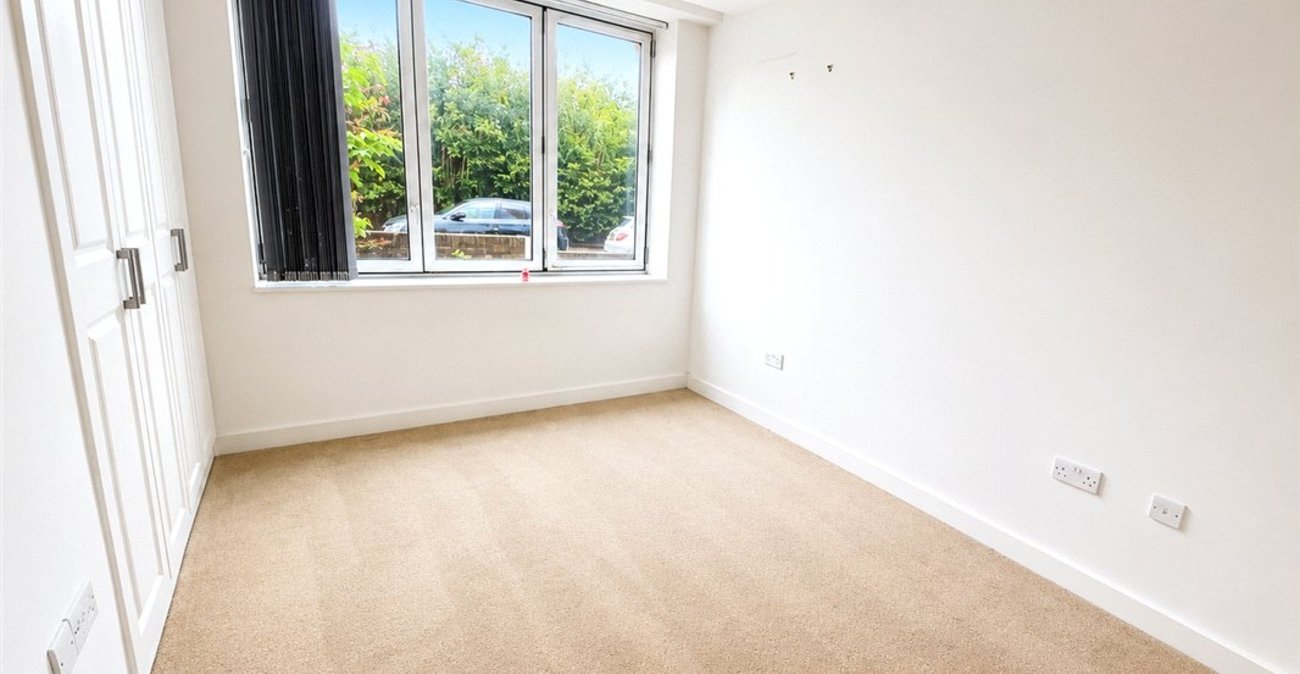 2 bedroom property for sale in Orpington | Robinson Jackson