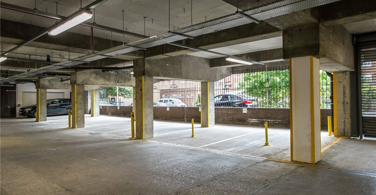 2 bedroom property for sale in Orpington | Robinson Jackson