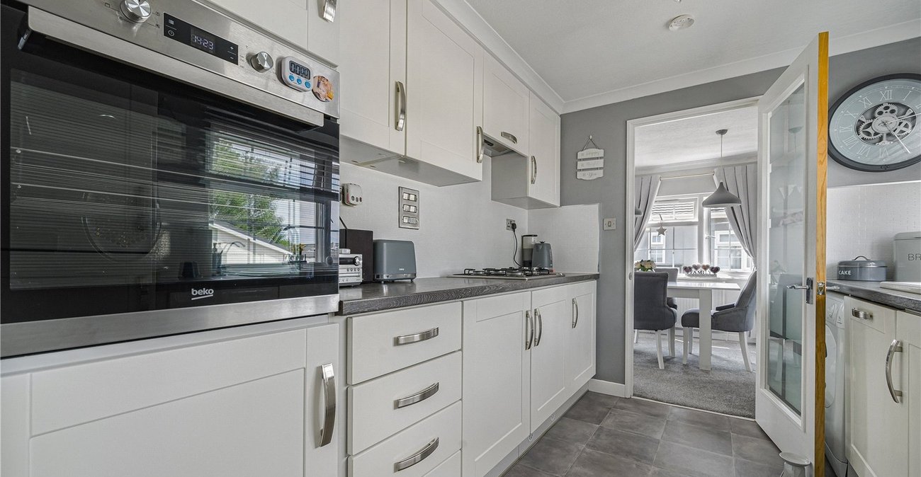 2 bedroom property for sale in Wrotham | Robinson Jackson