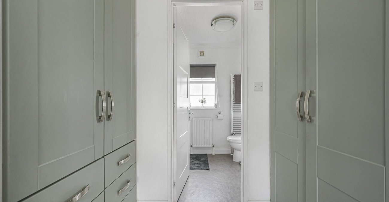 2 bedroom property for sale in Wrotham | Robinson Jackson