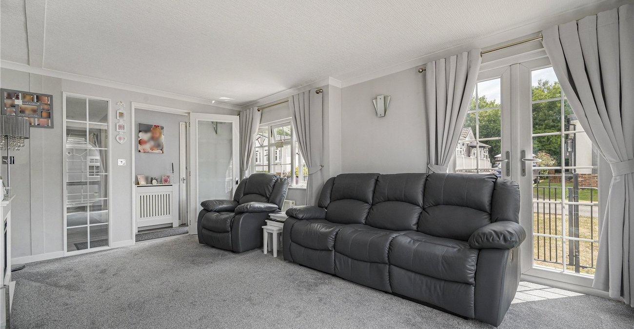 2 bedroom property for sale in Wrotham | Robinson Jackson