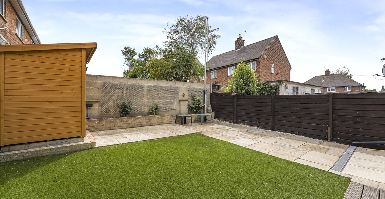 2 bedroom house for sale in Dartford | Robinson Jackson