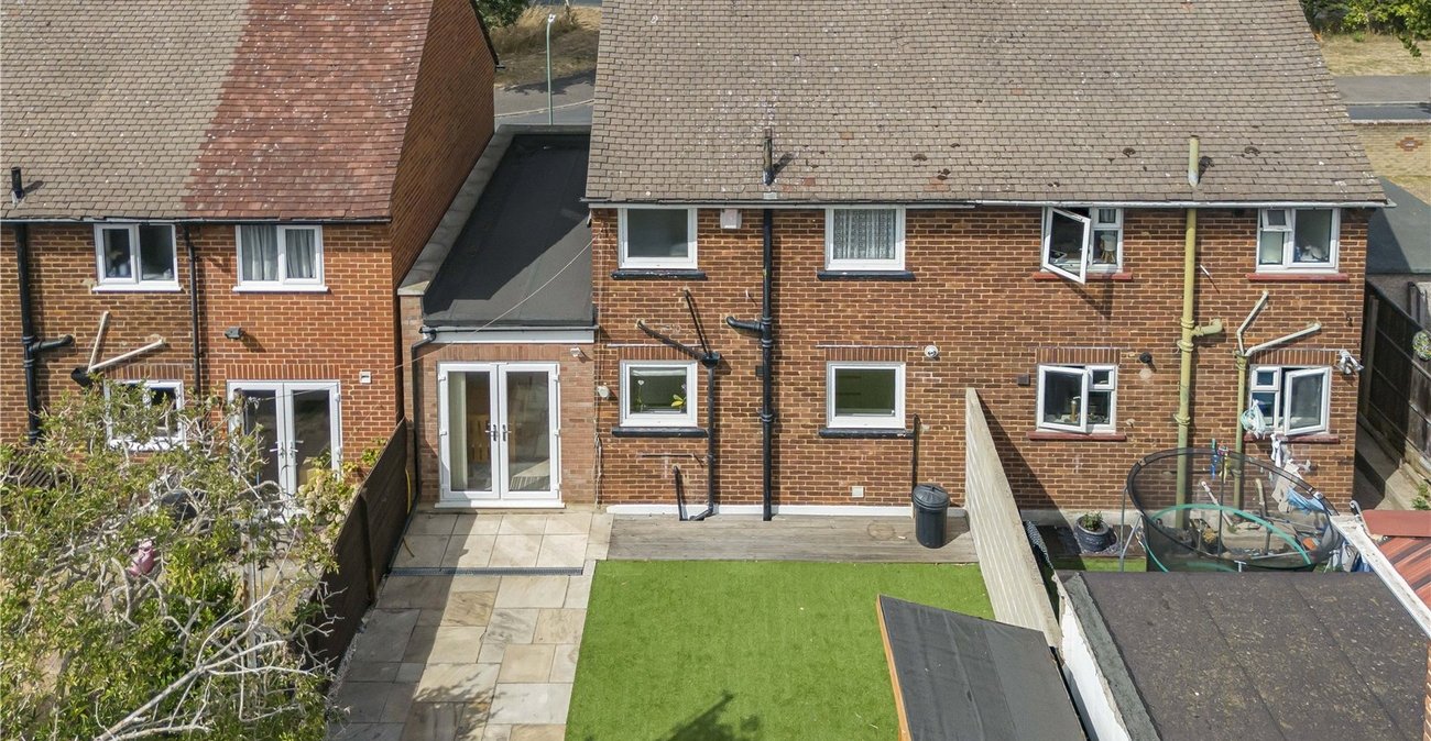 2 bedroom house for sale in Dartford | Robinson Jackson