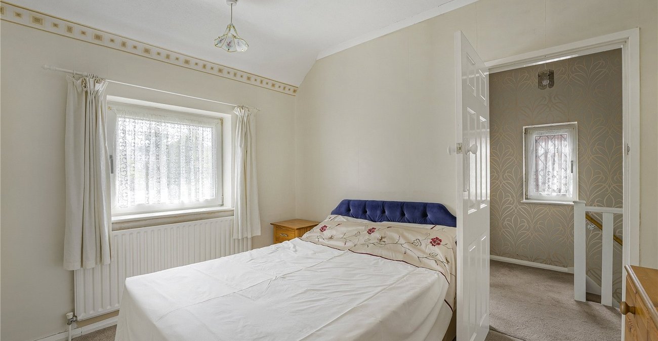2 bedroom house for sale in Dartford | Robinson Jackson