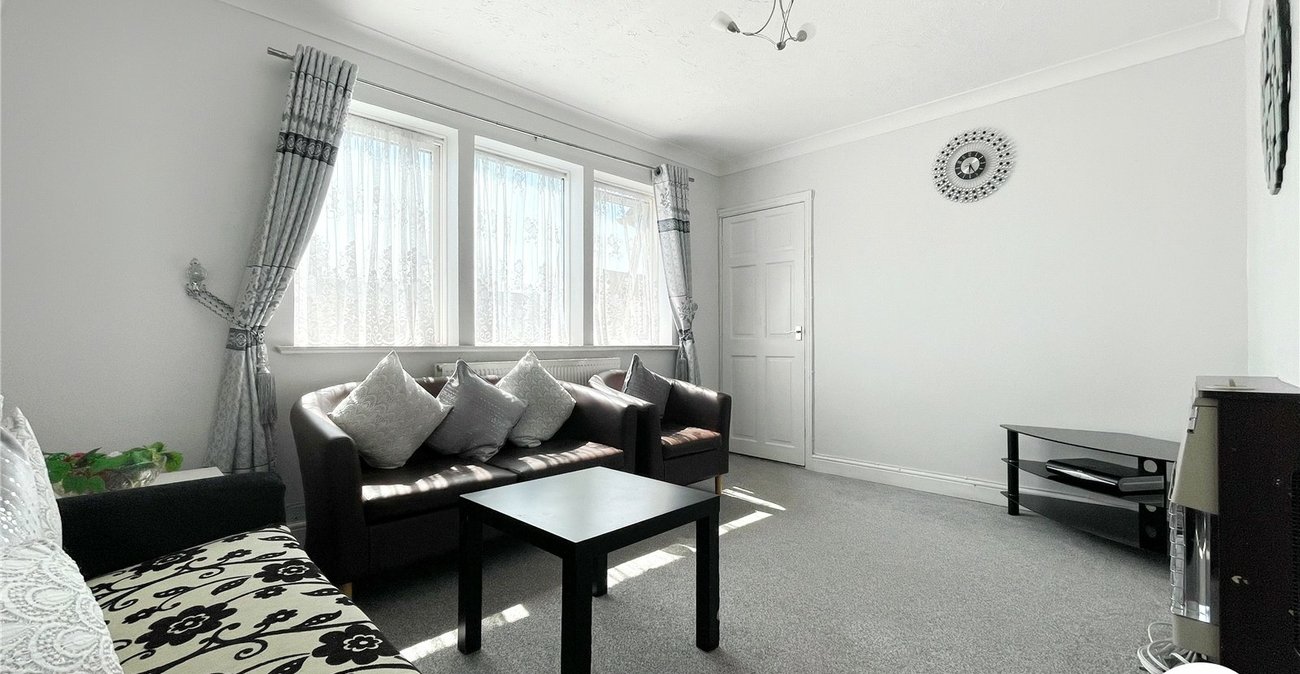 3 bedroom house for sale in Rochester | Robinson Michael & Jackson