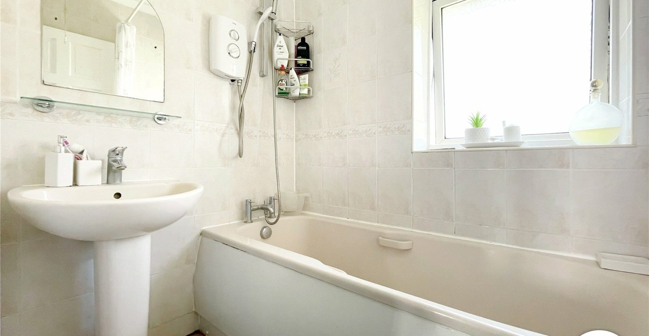 3 bedroom house for sale in Rochester | Robinson Michael & Jackson