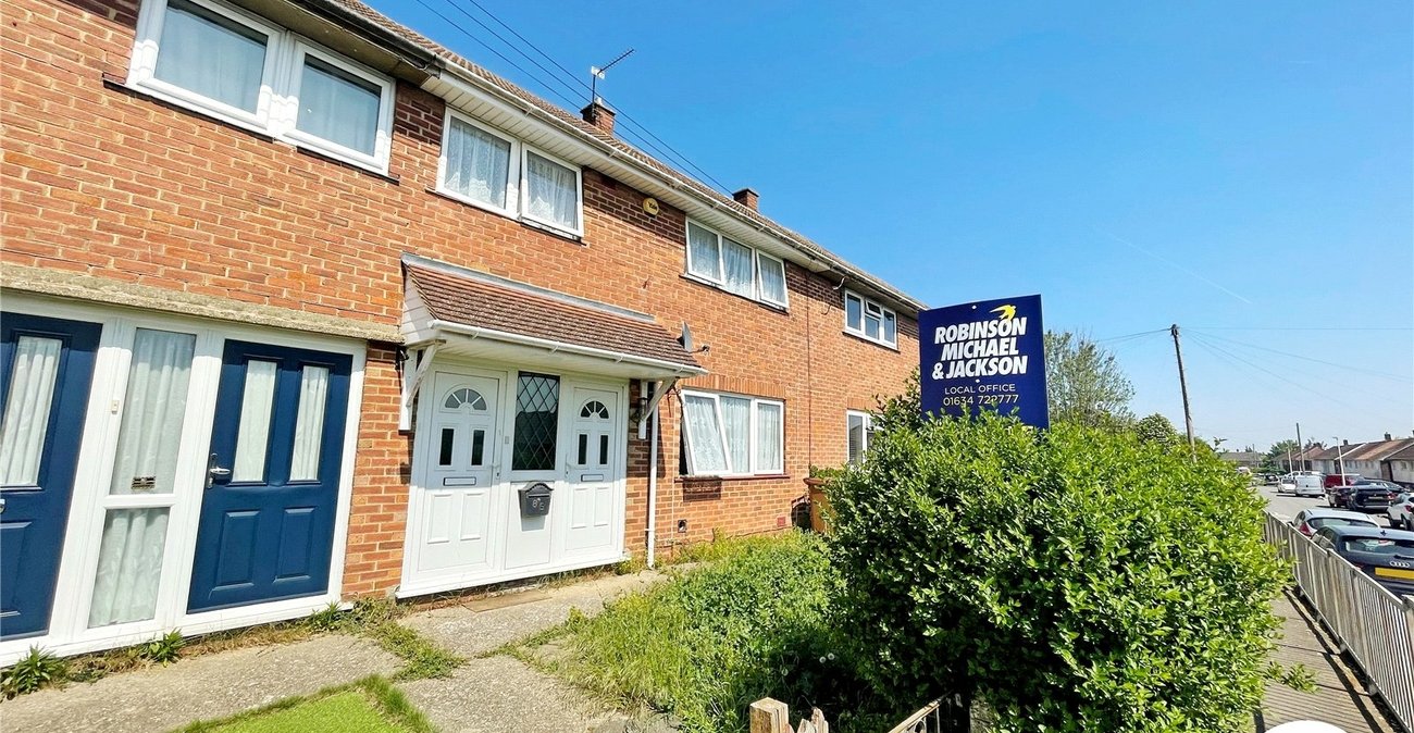 3 bedroom house for sale in Rochester | Robinson Michael & Jackson