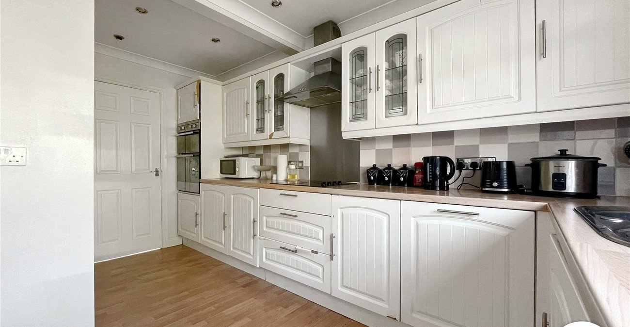 3 bedroom house for sale in Rochester | Robinson Michael & Jackson