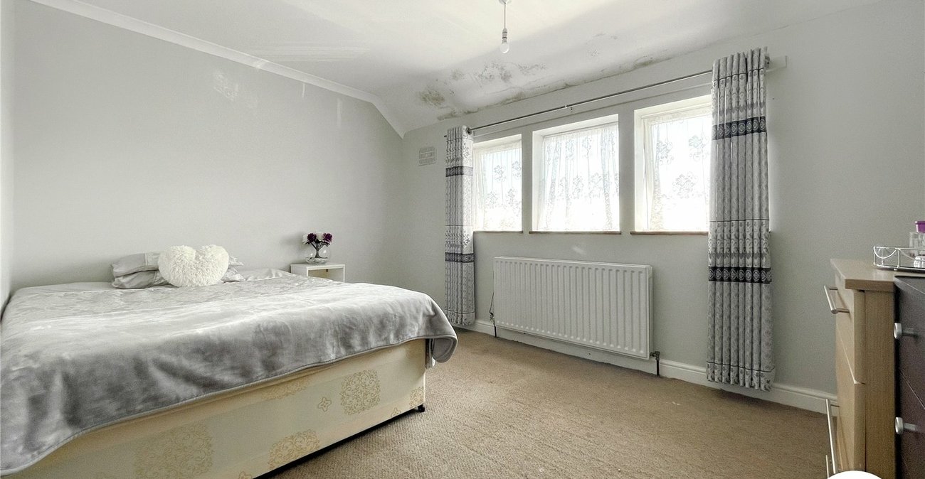 3 bedroom house for sale in Rochester | Robinson Michael & Jackson