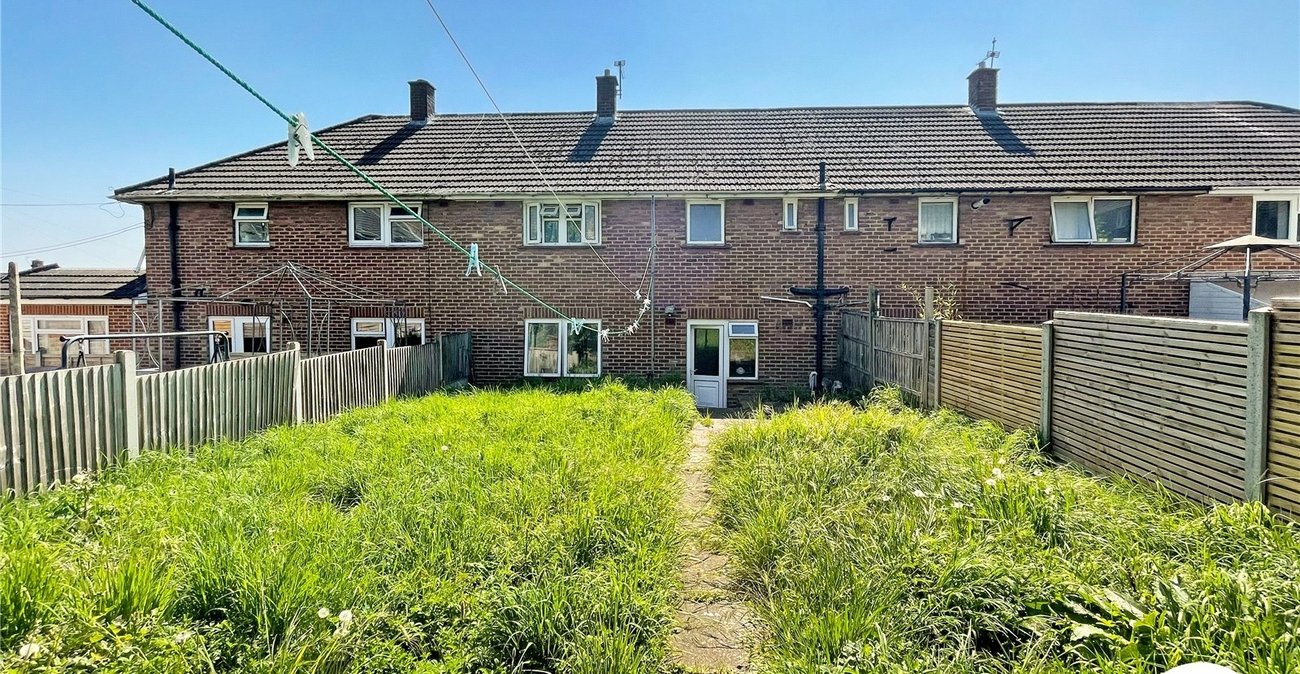 3 bedroom house for sale in Rochester | Robinson Michael & Jackson