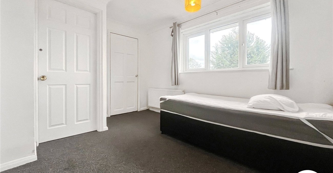 3 bedroom house for sale in Rochester | Robinson Michael & Jackson