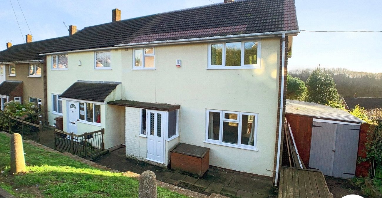 3 bedroom house for sale in Rochester | Robinson Michael & Jackson