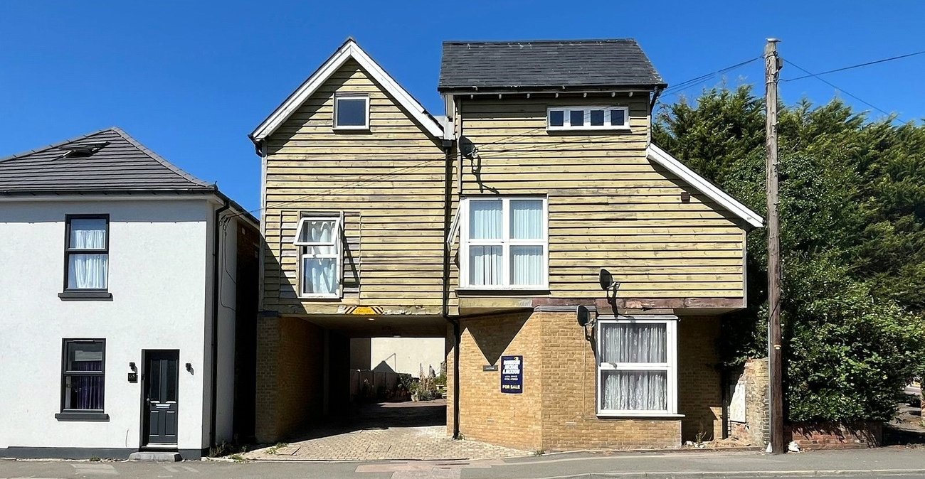 1 bedroom property for sale in London Road, Teynham | Robinson Michael & Jackson