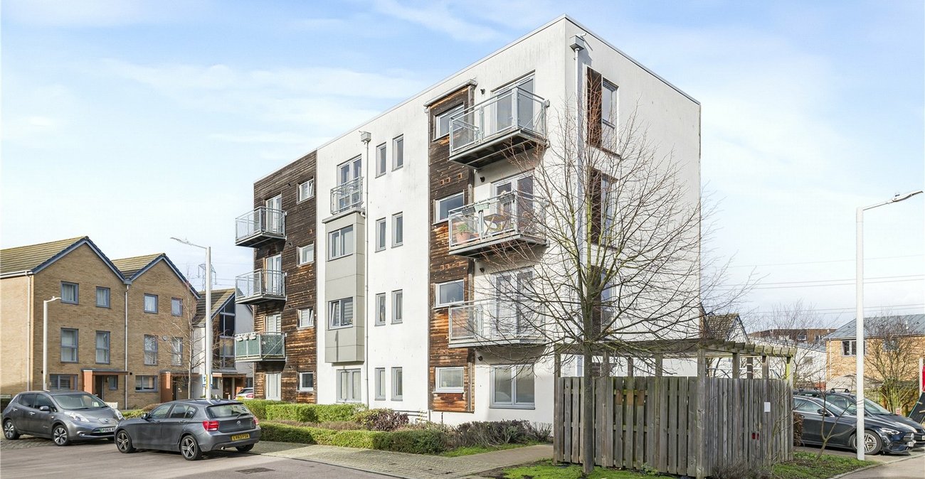 2 bedroom property for sale in Dartford | Robinson Jackson