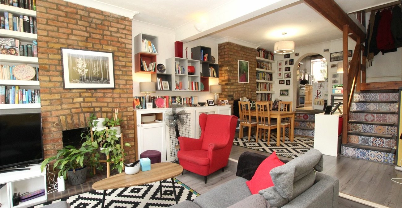 2 bedroom house for sale in Plumstead | Robinson Jackson