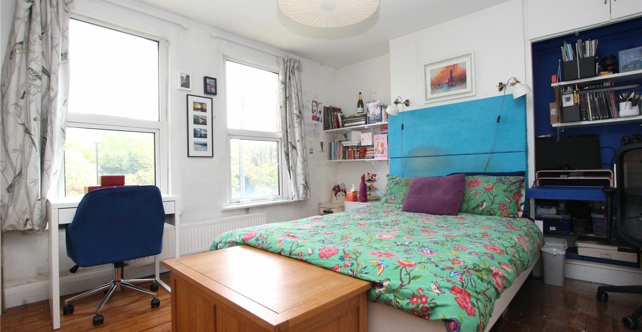 2 bedroom house for sale in Plumstead | Robinson Jackson