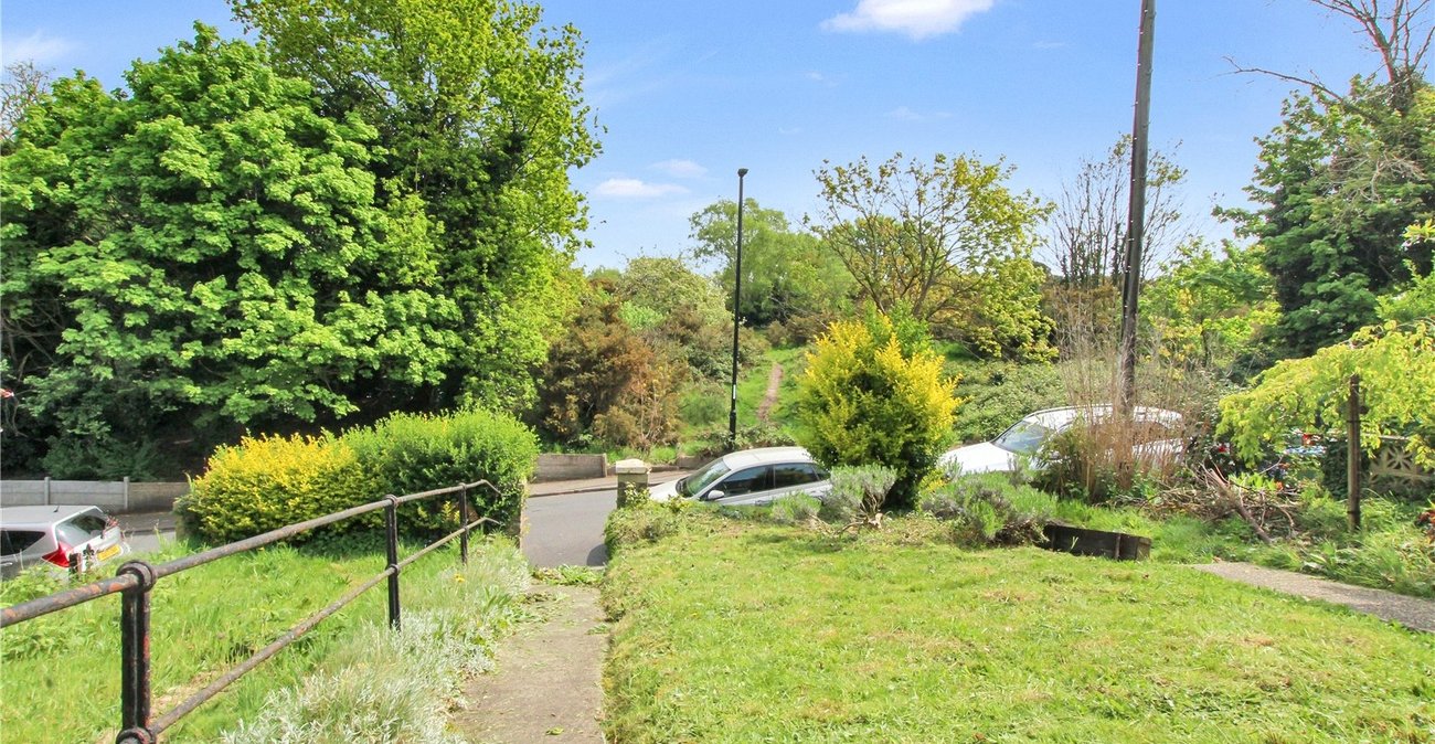 2 bedroom house for sale in Plumstead | Robinson Jackson