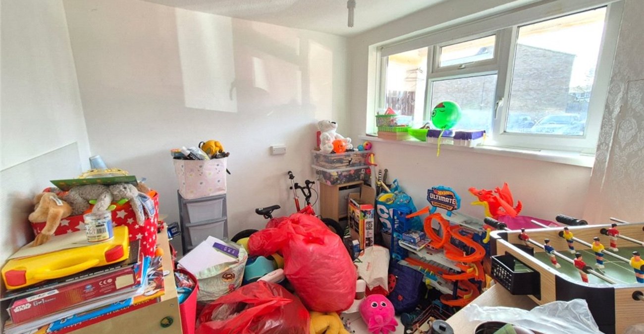 3 bedroom property for sale in St Mary Cray | Robinson Jackson