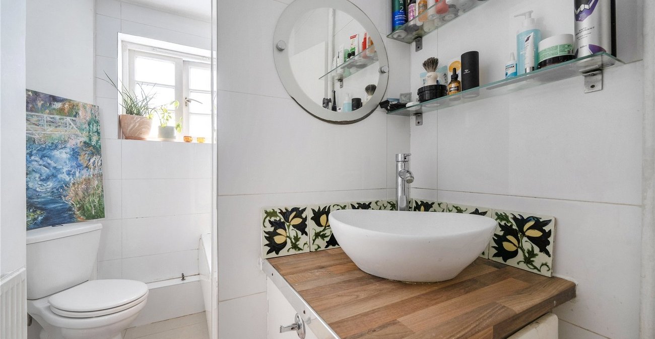 1 bedroom property for sale in Sydenham | Robinson Jackson