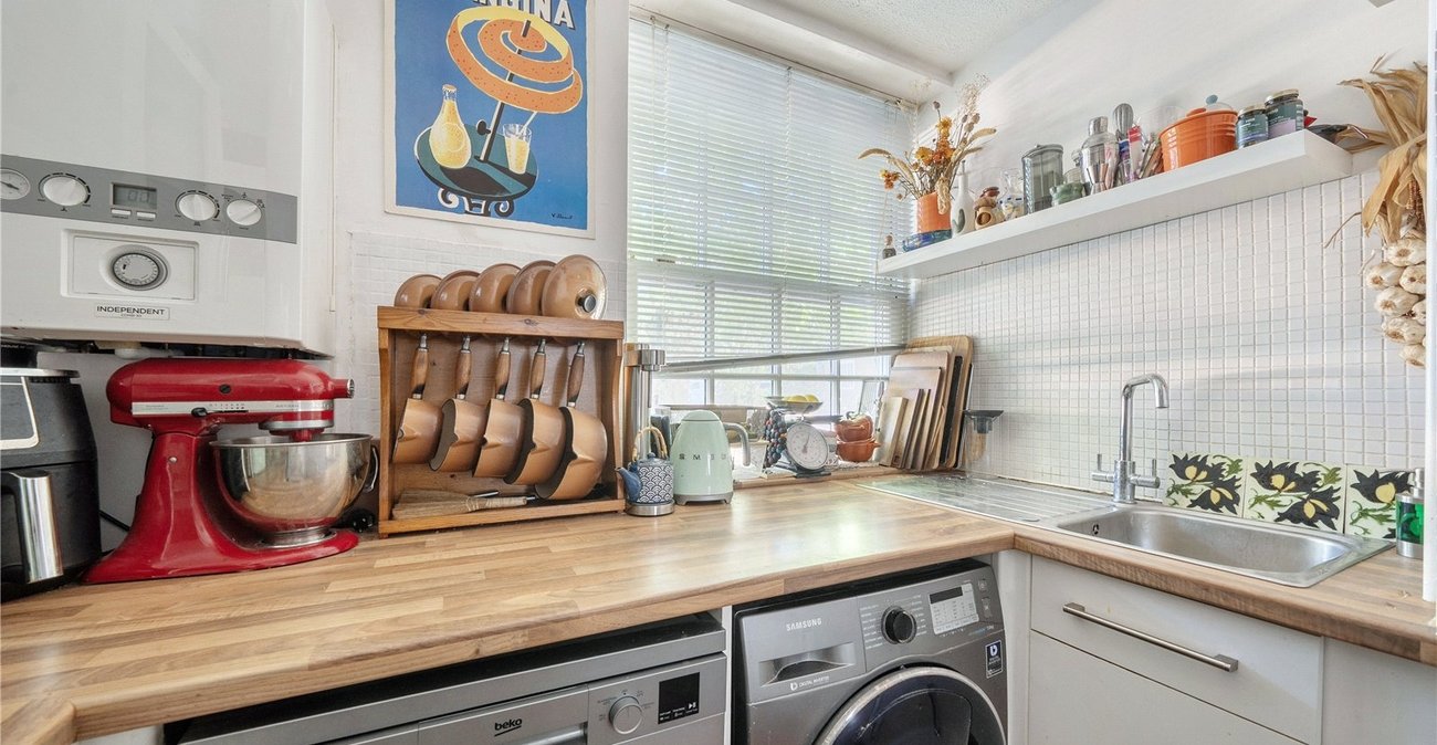 1 bedroom property for sale in Sydenham | Robinson Jackson