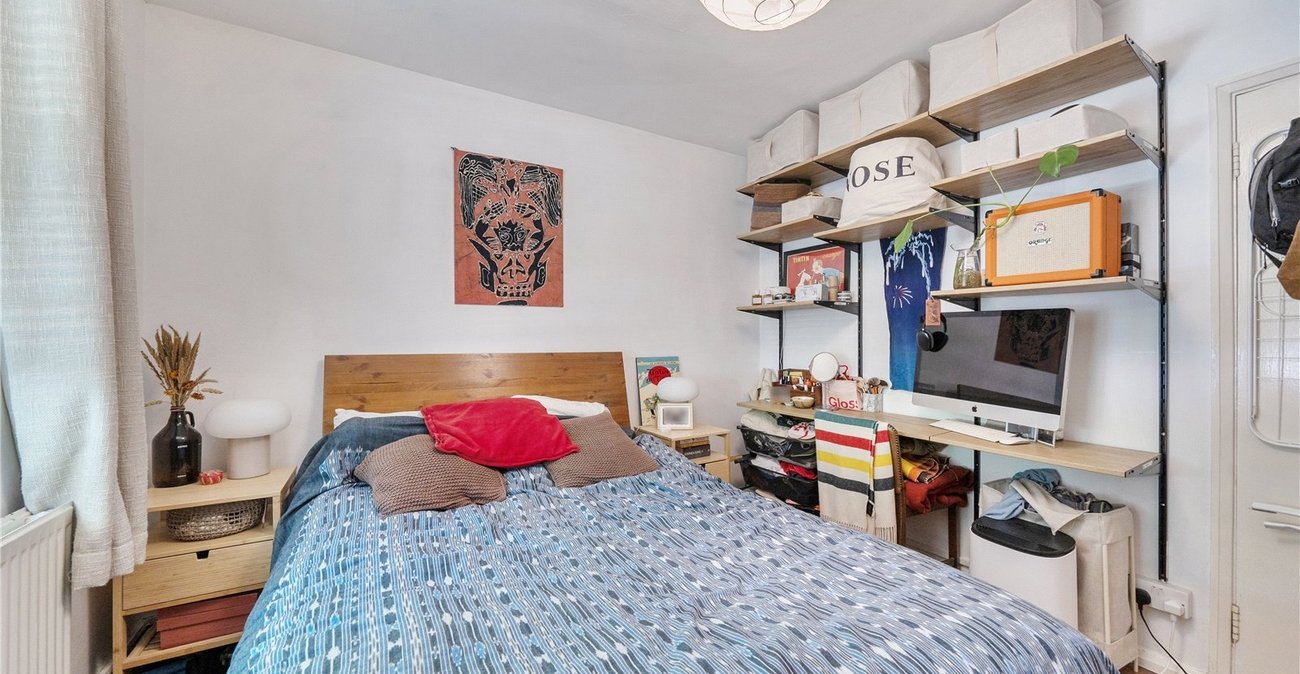 1 bedroom property for sale in Sydenham | Robinson Jackson