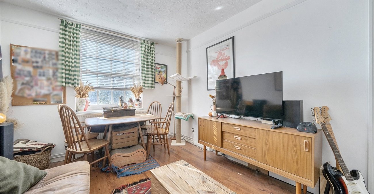 1 bedroom property for sale in Sydenham | Robinson Jackson