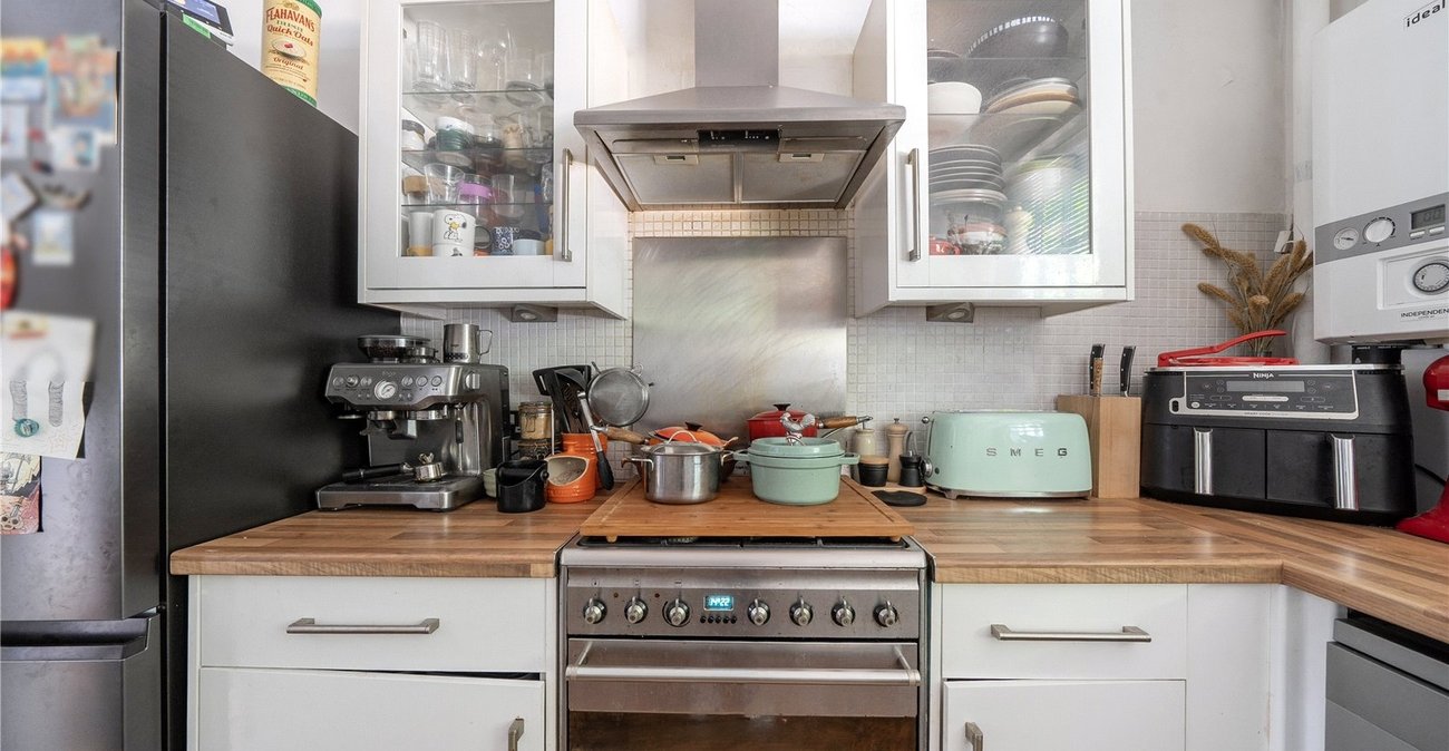 1 bedroom property for sale in Sydenham | Robinson Jackson