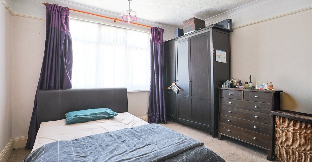 3 bedroom house for sale in Gravesend | Robinson Michael & Jackson