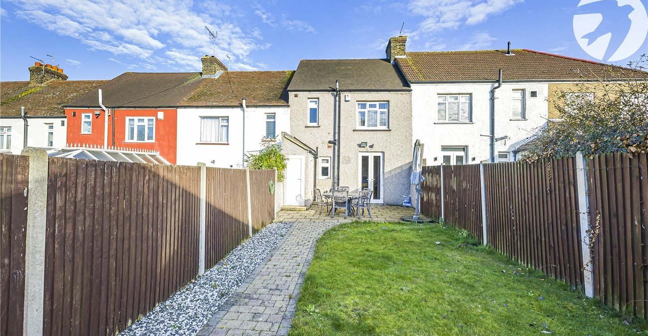 3 bedroom house for sale in Gravesend | Robinson Michael & Jackson