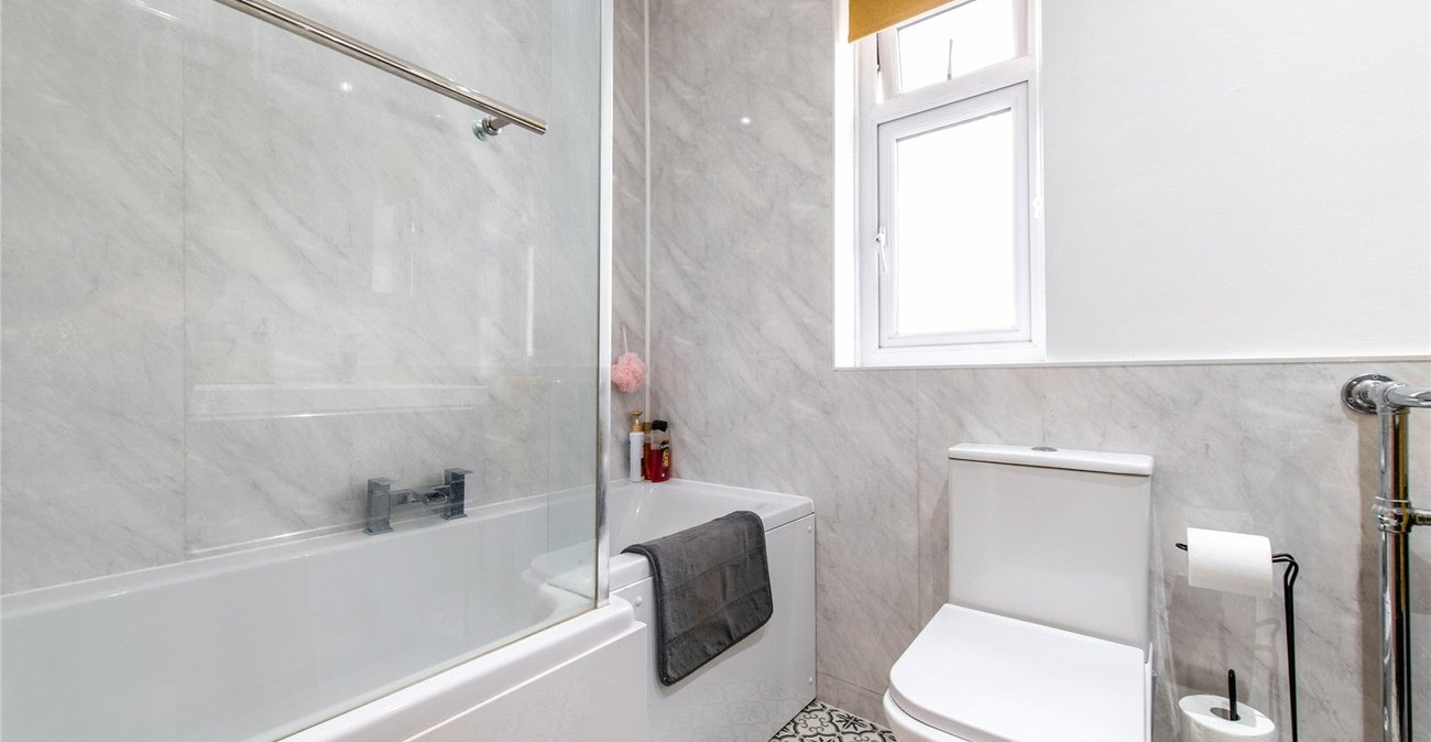 4 bedroom house for sale in Rochester | Robinson Michael & Jackson