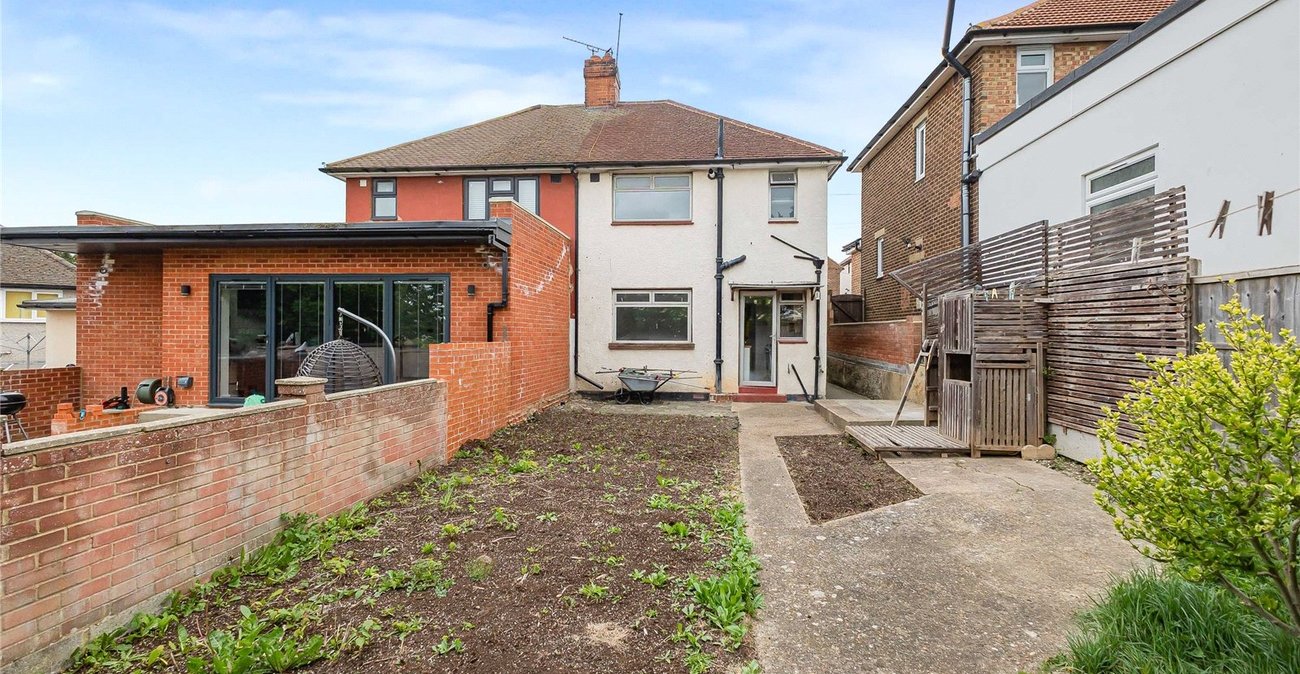 3 bedroom house for sale in Rochester | Robinson Michael & Jackson