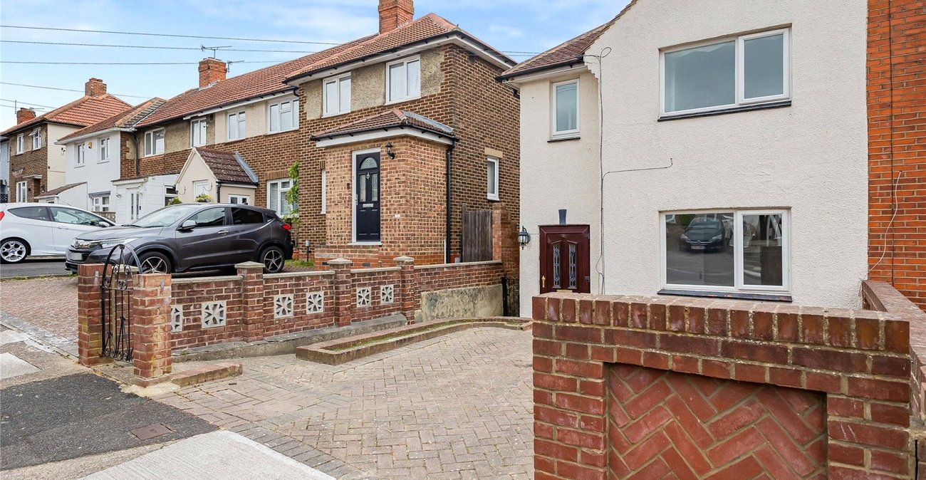 3 bedroom house for sale in Rochester | Robinson Michael & Jackson